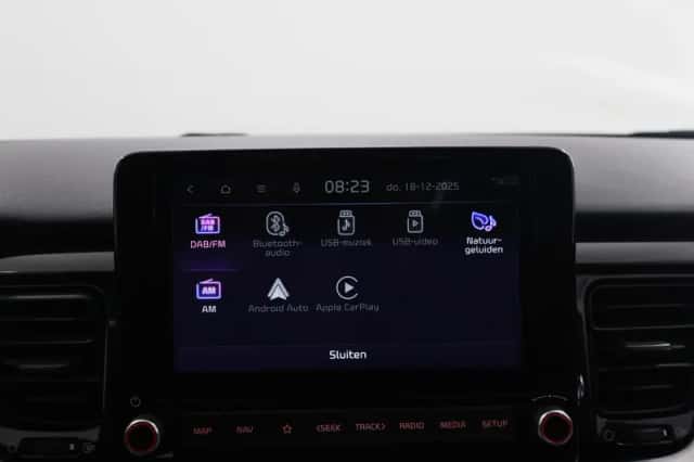 Kia Stonic (2021) thumbnail 18