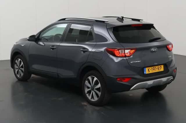 Kia Stonic (2021) thumbnail 22