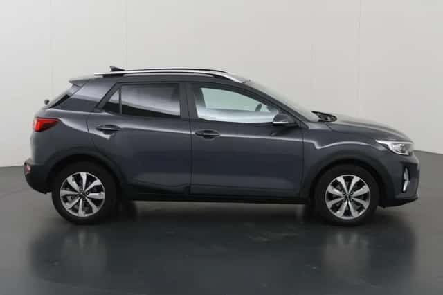 Kia Stonic (2021) thumbnail 6