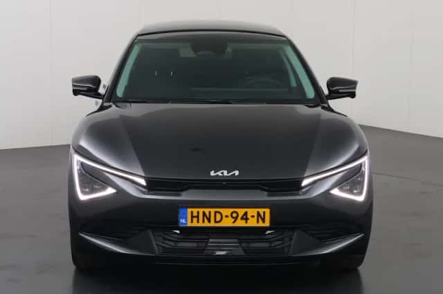 Kia EV6 (2025) thumbnail 3