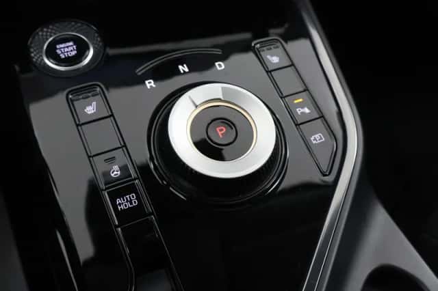 Kia Niro (2022) thumbnail 25