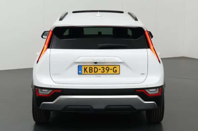 Kia Niro (2022) thumbnail 4