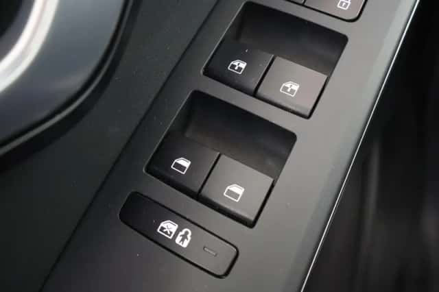 Kia Niro (2022) thumbnail 35