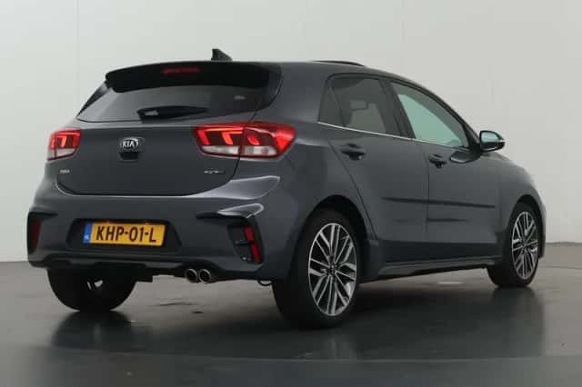 Kia Rio (2020) thumbnail 2