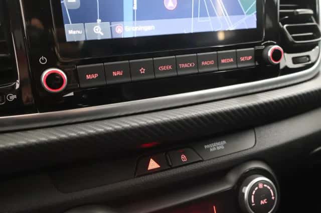 Kia Rio (2020) thumbnail 19