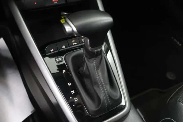 Kia Rio (2020) thumbnail 24