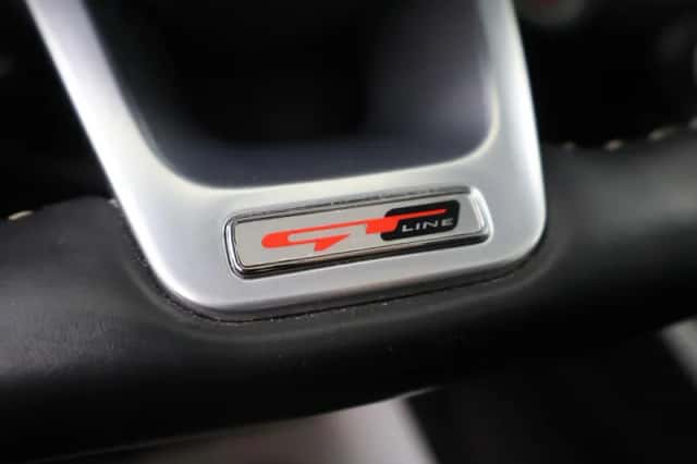 Kia Rio (2020) thumbnail 32