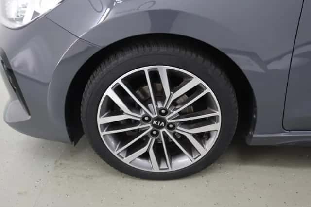 Kia Rio (2020) thumbnail 40