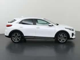 Kia XCeed (2021) thumbnail 6