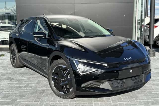 Kia EV6 (2024) thumbnail 3