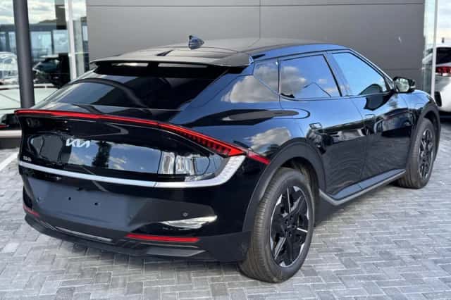 Kia EV6 (2024) thumbnail 5