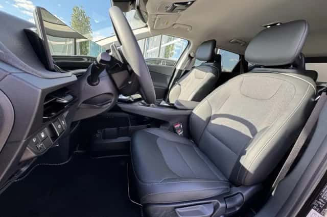 Kia EV6 (2024) thumbnail 10