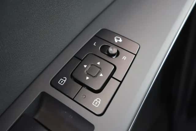 Kia Niro (2025) thumbnail 35