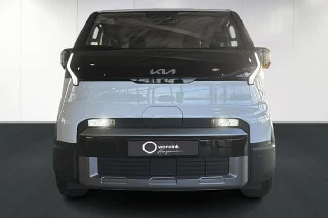 Kia PV5 Passenger (2026) thumbnail 3