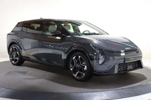 Kia EV4 (2026) thumbnail 17