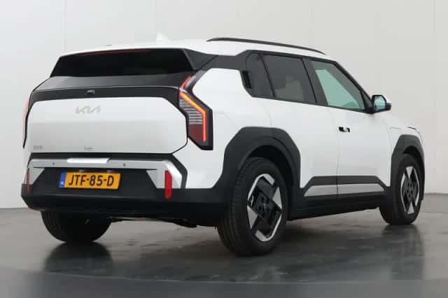 Kia EV3 (2026) thumbnail 2