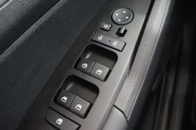 Kia Sportage (2023) thumbnail 43