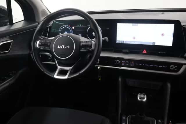 Kia Sportage (2023) thumbnail 9