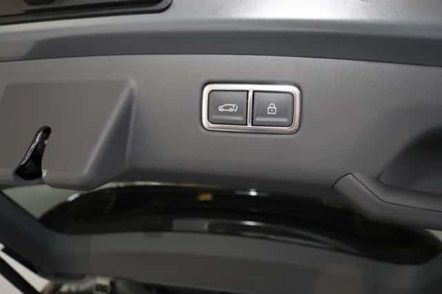 Kia EV9 (2026) thumbnail 16