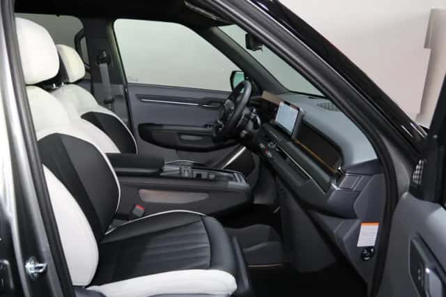 Kia EV9 (2026) thumbnail 7