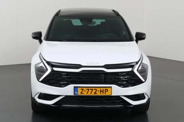 Kia Sportage (2024) thumbnail 3
