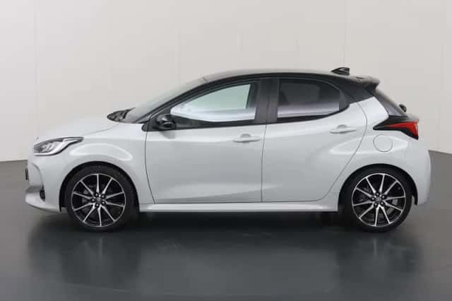 Toyota Yaris (2022) thumbnail 5