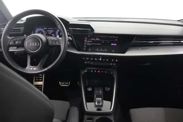Audi A3 (2023) thumbnail 8