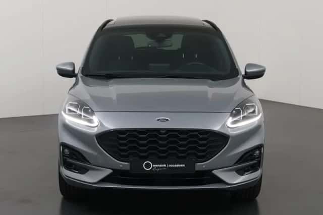 Ford Kuga (2022) thumbnail 3