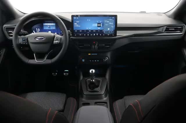 Ford Focus (2025) thumbnail 8
