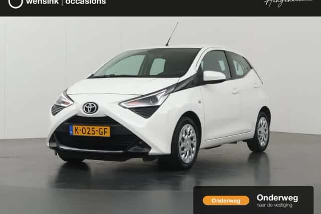 Toyota Aygo (2020) thumbnail 1