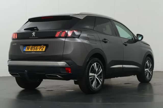 Peugeot 3008 (2021) thumbnail 2