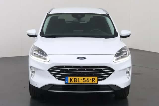 Ford Kuga (2024) thumbnail 3