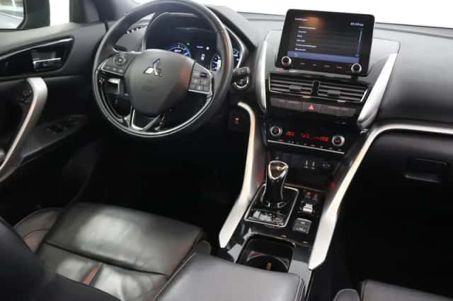 Mitsubishi Eclipse Cross (2022) thumbnail 9