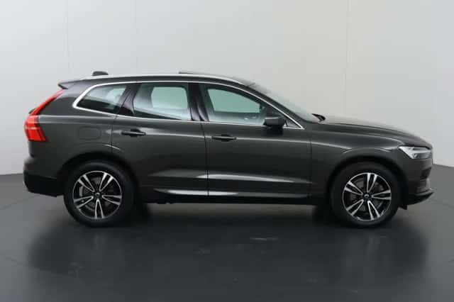 Volvo XC60 (2021) thumbnail 6
