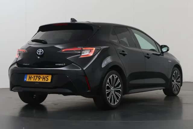 Toyota Corolla (2020) thumbnail 2