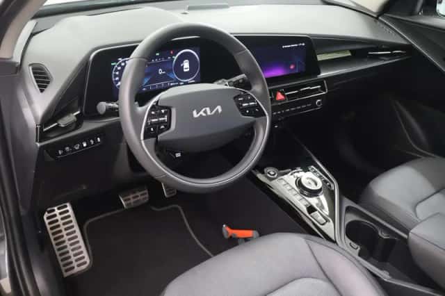 Kia Niro (2025) thumbnail 8
