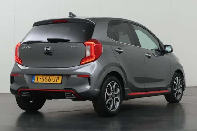 Kia Picanto (2021) thumbnail 2