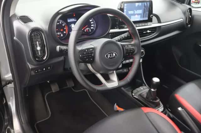 Kia Picanto (2021) thumbnail 7