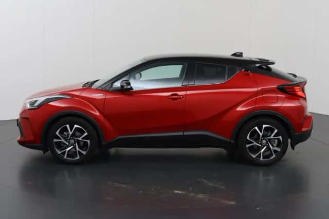 Toyota C-HR (2021) thumbnail 5