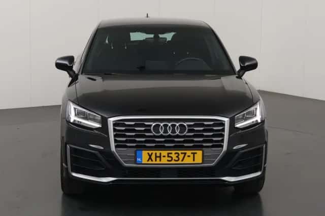 Audi Q2 (2019) thumbnail 3