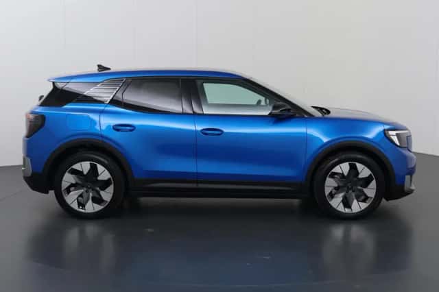 Ford Explorer (2024) thumbnail 6