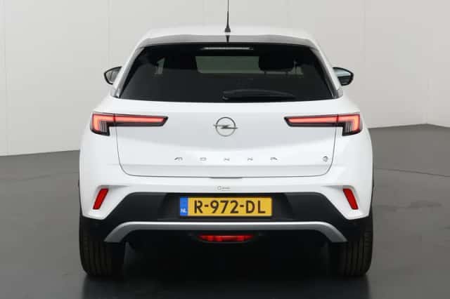 Opel Mokka-e (2022) thumbnail 4