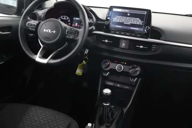 Kia Picanto (2022) thumbnail 9