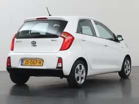 Kia Picanto (2016) thumbnail 2