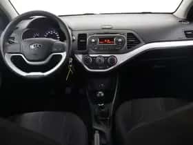 Kia Picanto (2016) thumbnail 8