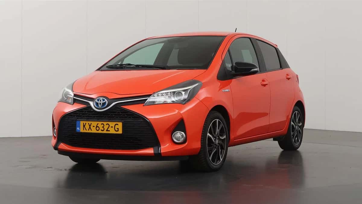 Toyota Yaris (2016) — foto 1