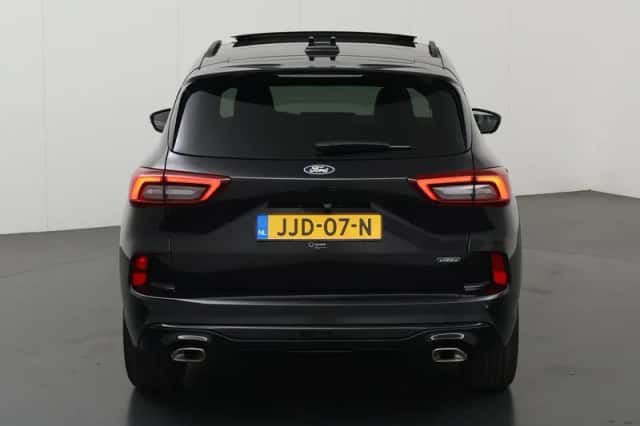 Ford Kuga (2024) thumbnail 4
