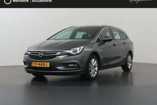 Opel Astra (2018) thumbnail 1