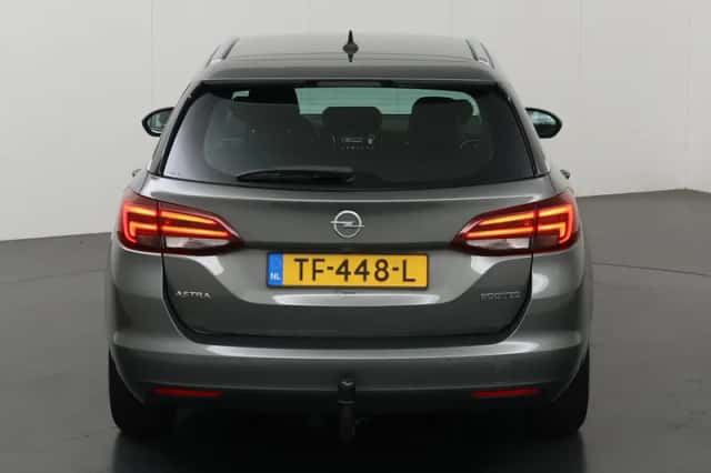 Opel Astra (2018) thumbnail 4