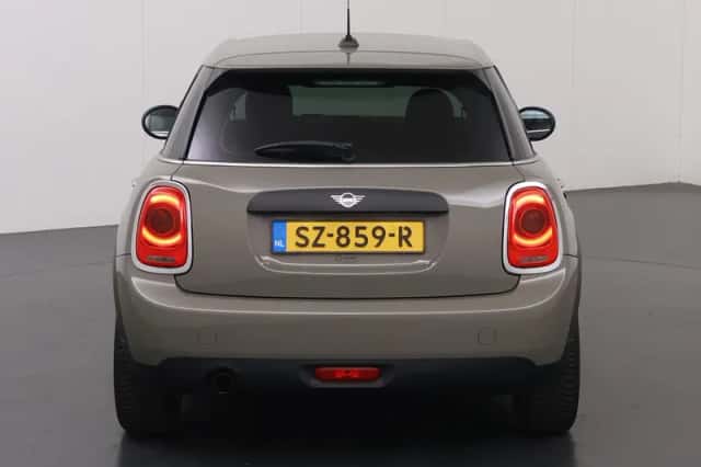 MINI 5-deurs (2018) thumbnail 4